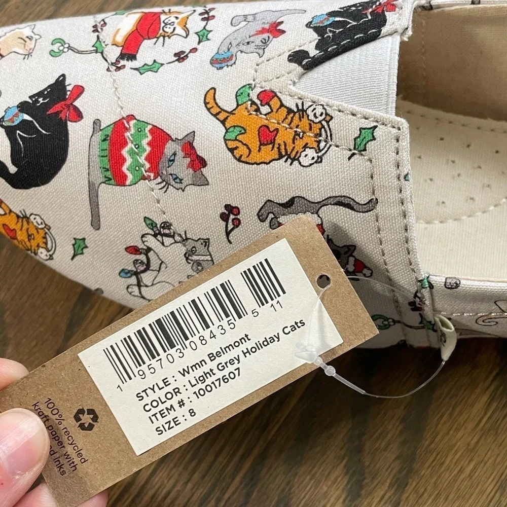 New TOMS Women’s Belmont Holiday Cats Print Ortholite Flats Shoe in Light Gray 8